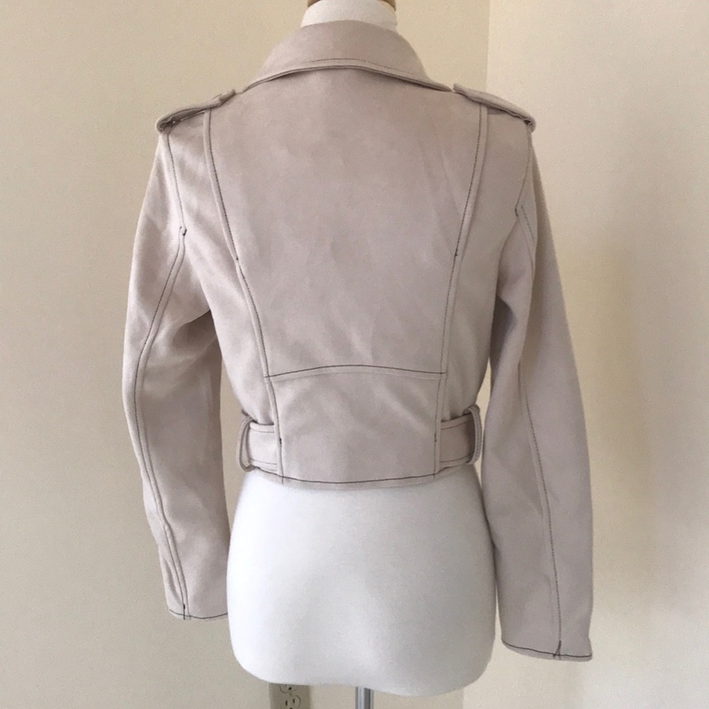 Nwt! Bershka Size M Tan Faux Suede Zipper Jacket — image 3 of 8